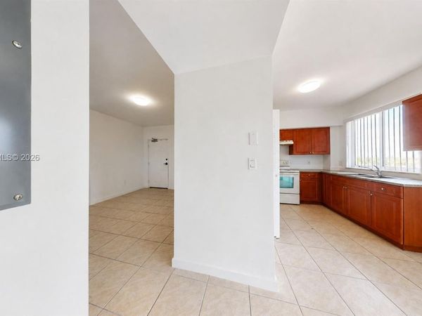 115 SW 42nd Ave , Unit 501, Miami, FL 33134