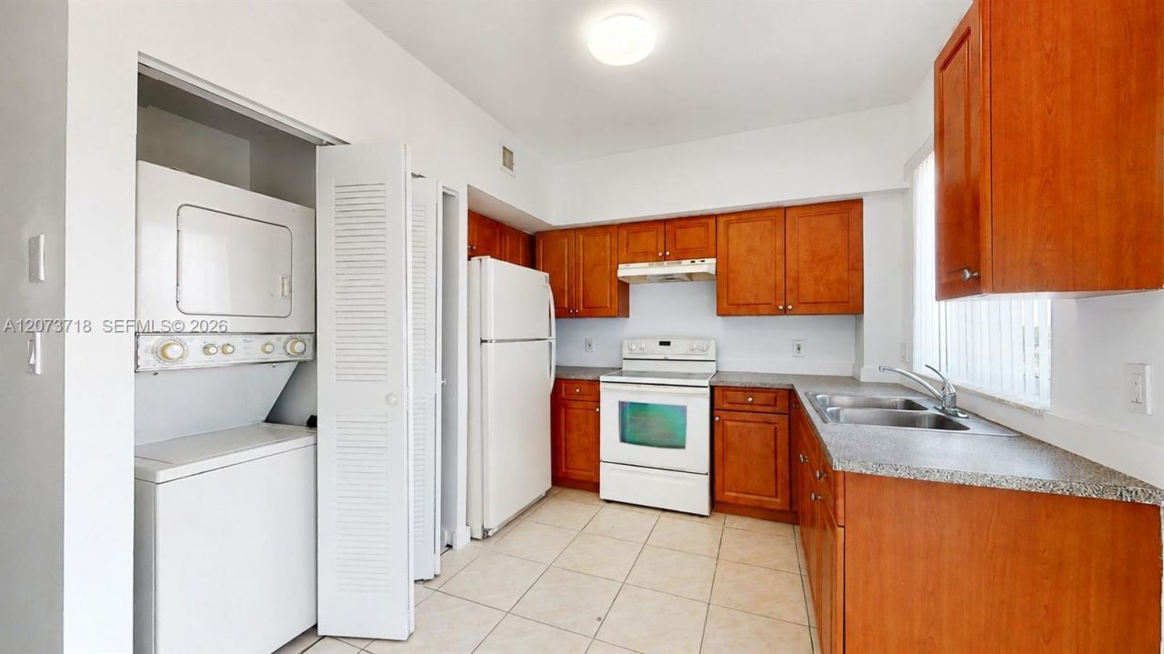 115 SW 42nd Ave , Unit 501, Miami, FL 33134 Photo