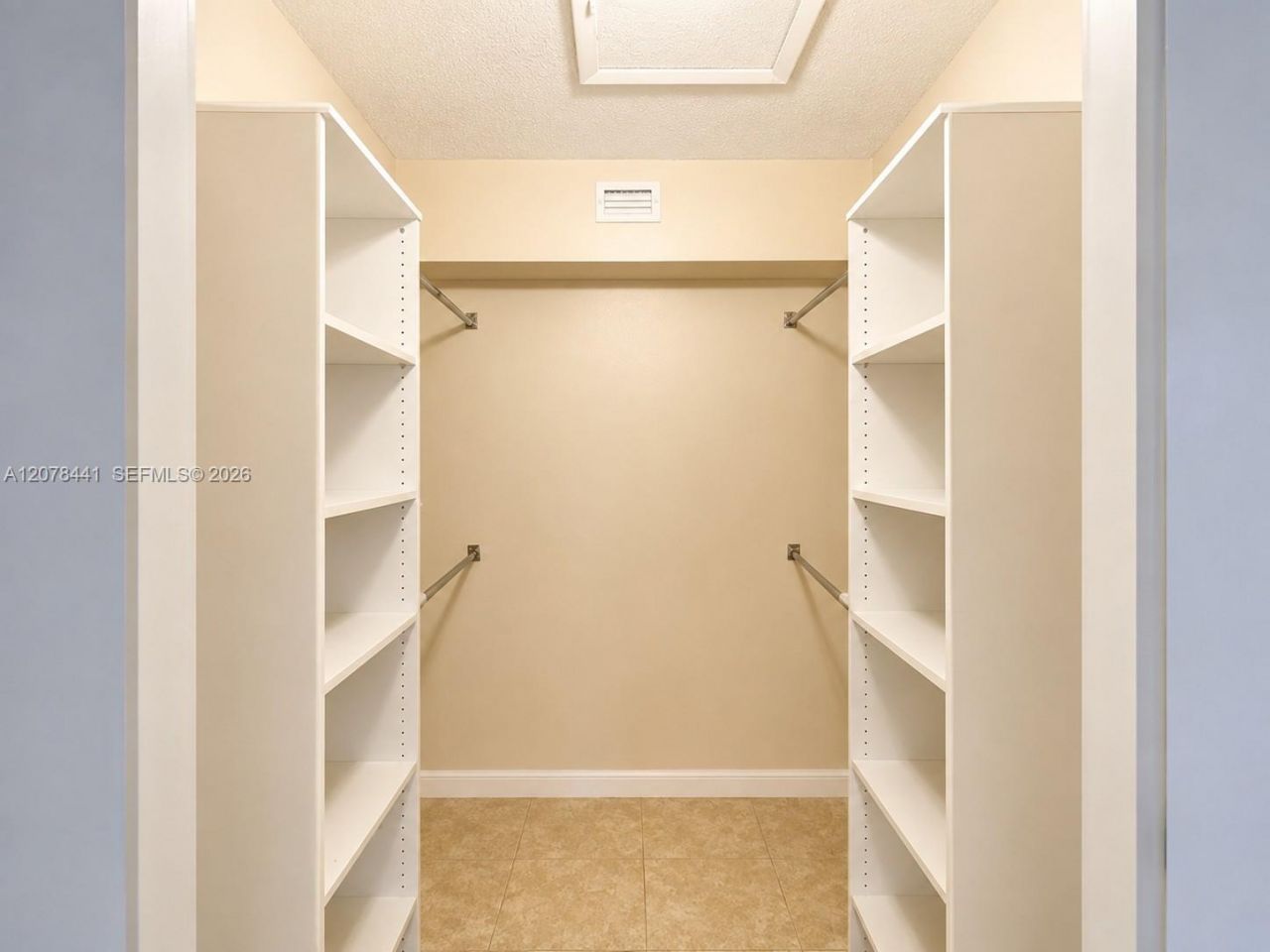 8821 Wiles Rd, Unit 304, Coral Springs, FL 33067 Photo