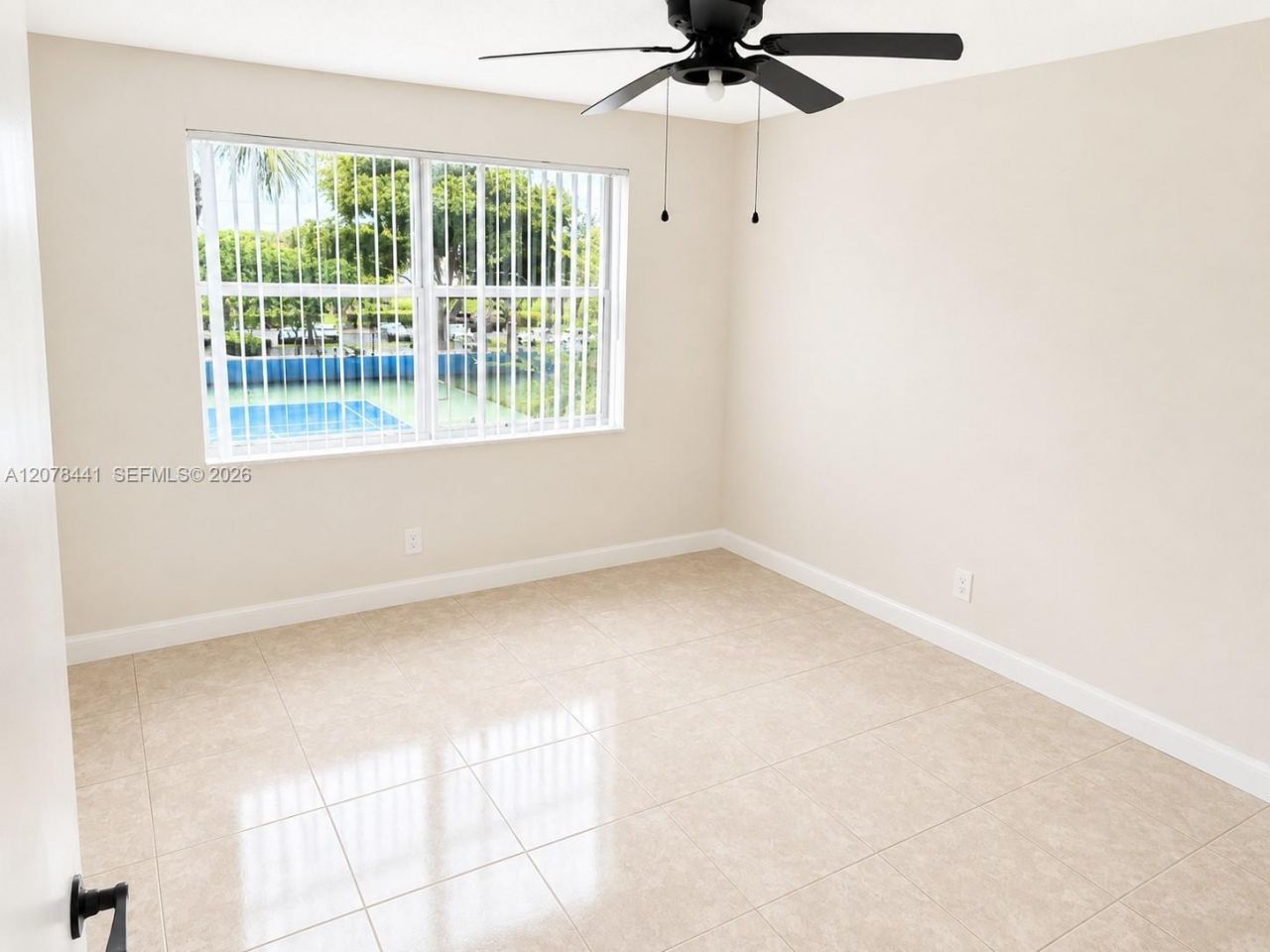 8821 Wiles Rd, Unit 304, Coral Springs, FL 33067 Photo