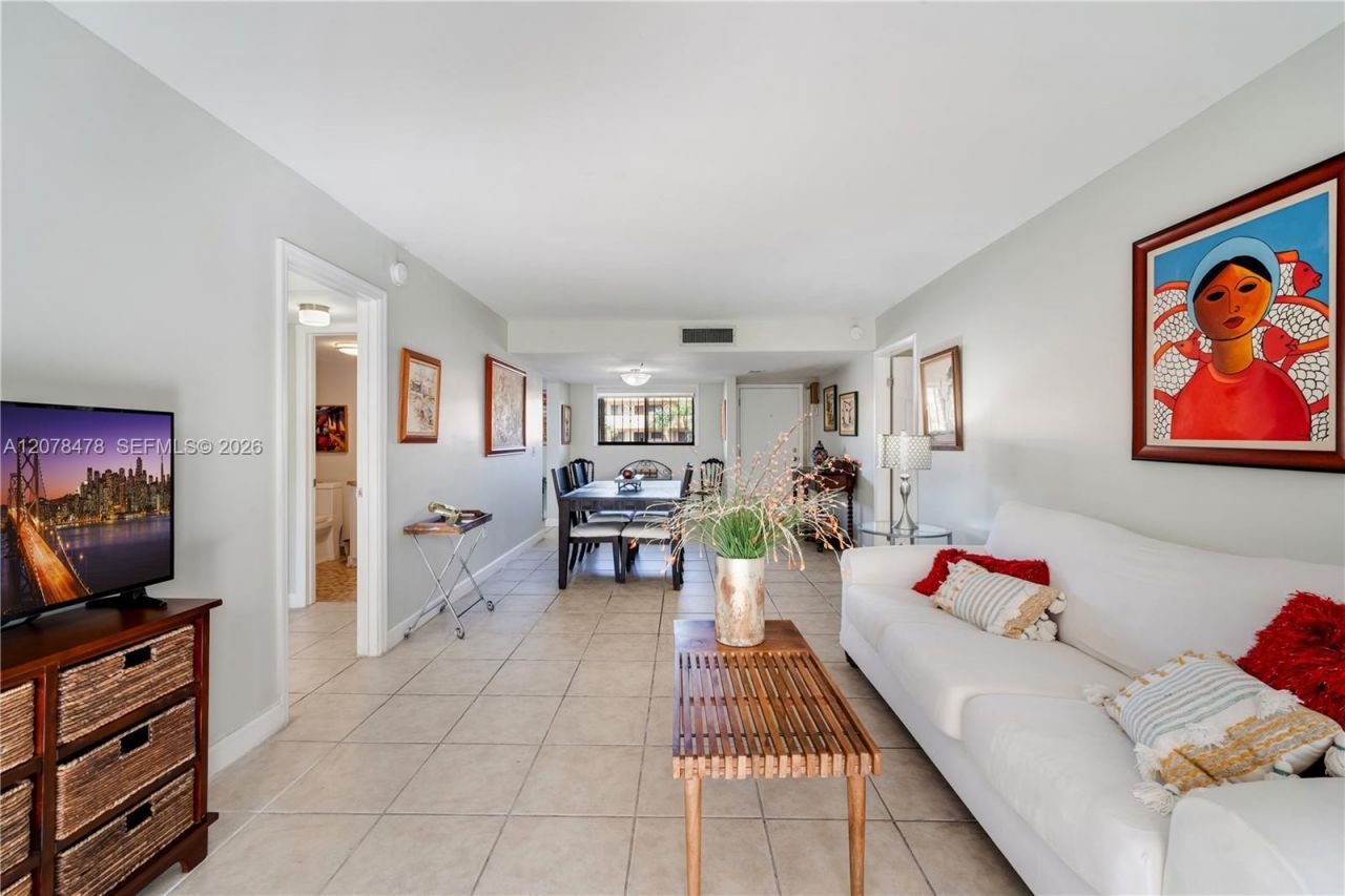 8415 SW 107th Ave , Unit 258W, Miami, FL 33173 Photo