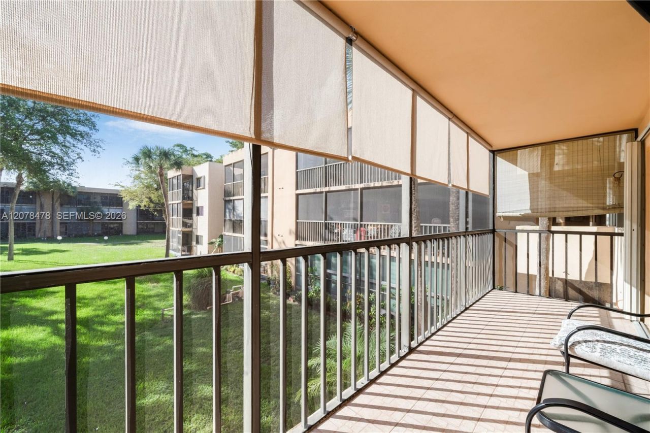 8415 SW 107th Ave , Unit 258W, Miami, FL 33173 Photo
