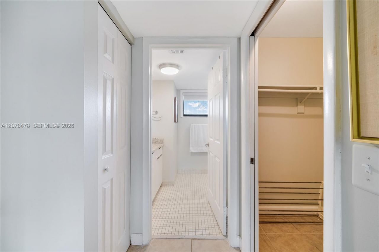 8415 SW 107th Ave , Unit 258W, Miami, FL 33173 Photo