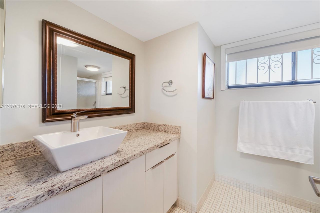 8415 SW 107th Ave , Unit 258W, Miami, FL 33173 Photo