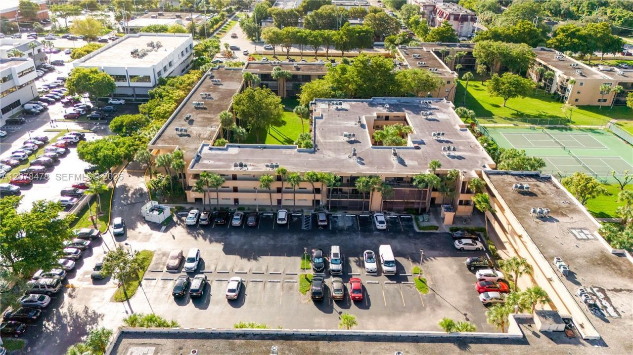 8415 SW 107th Ave , Unit 258W, Miami, FL 33173 Photo