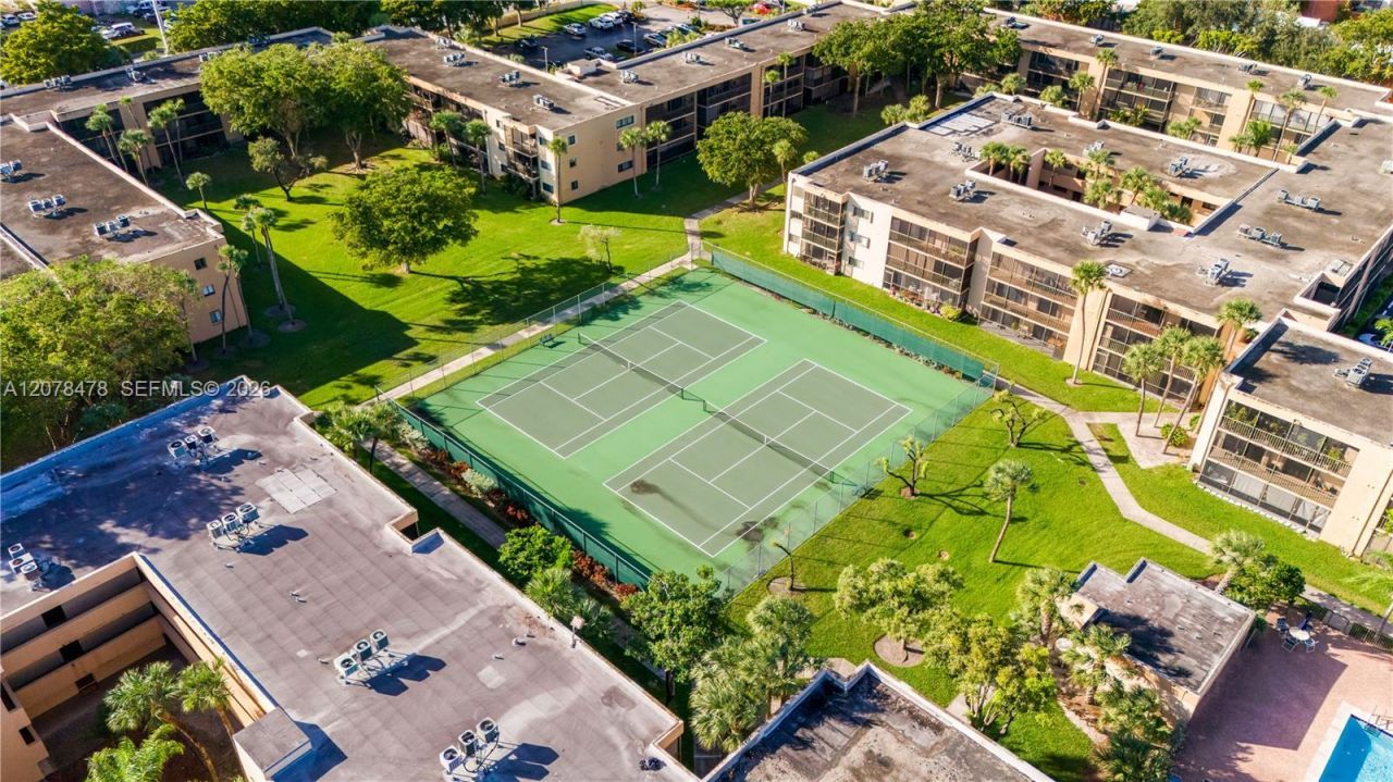 8415 SW 107th Ave , Unit 258W, Miami, FL 33173 Photo