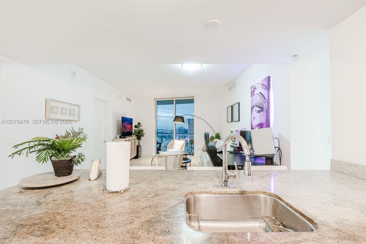 185 SW 7th St, Unit 3609, Miami, FL 33130 Photo