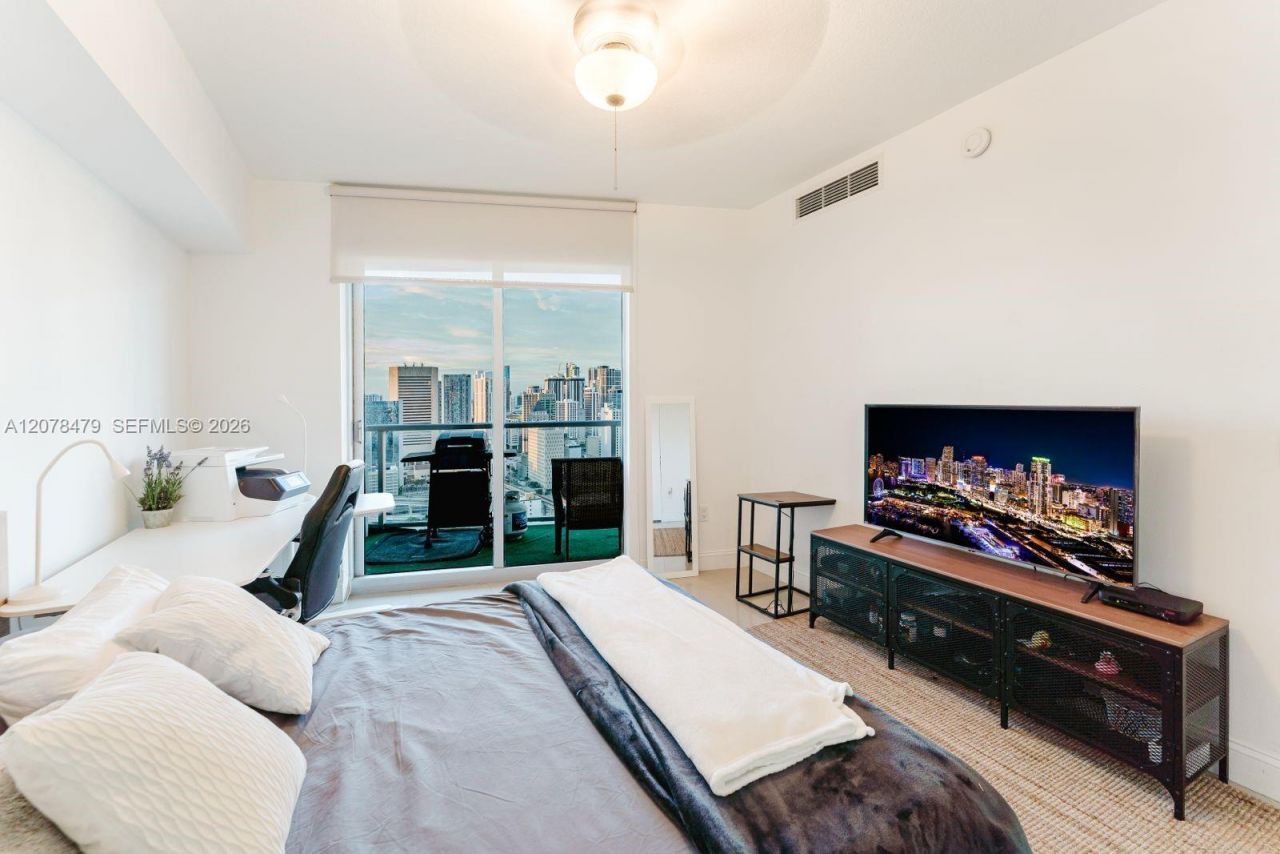 185 SW 7th St, Unit 3609, Miami, FL 33130 Photo