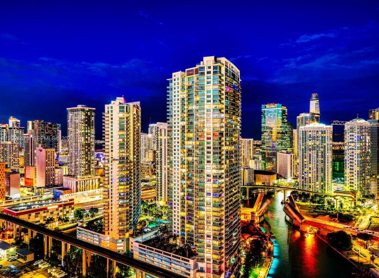 185 SW 7th St, Unit 3609, Miami, FL 33130 Photo
