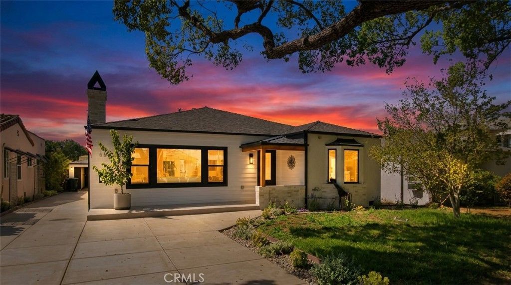 556 Hawthorne, Glendale, CA 91204 Main Photo