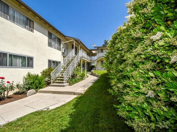 2705 Piedmont Avenue, Unit 2, Montrose, CA 91020