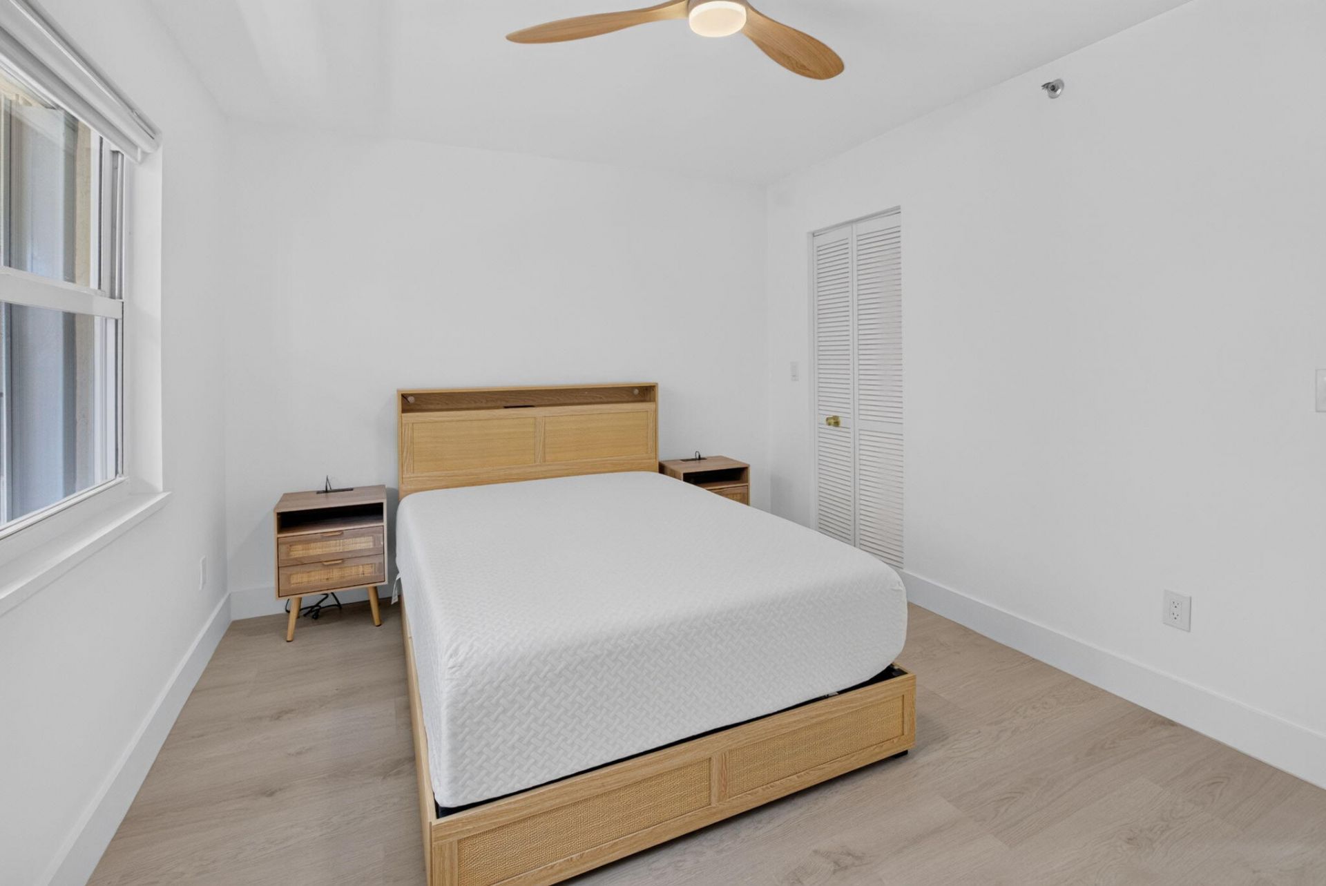 896 N Federal Highway, Unit 421, Lantana, FL 33462 Photo