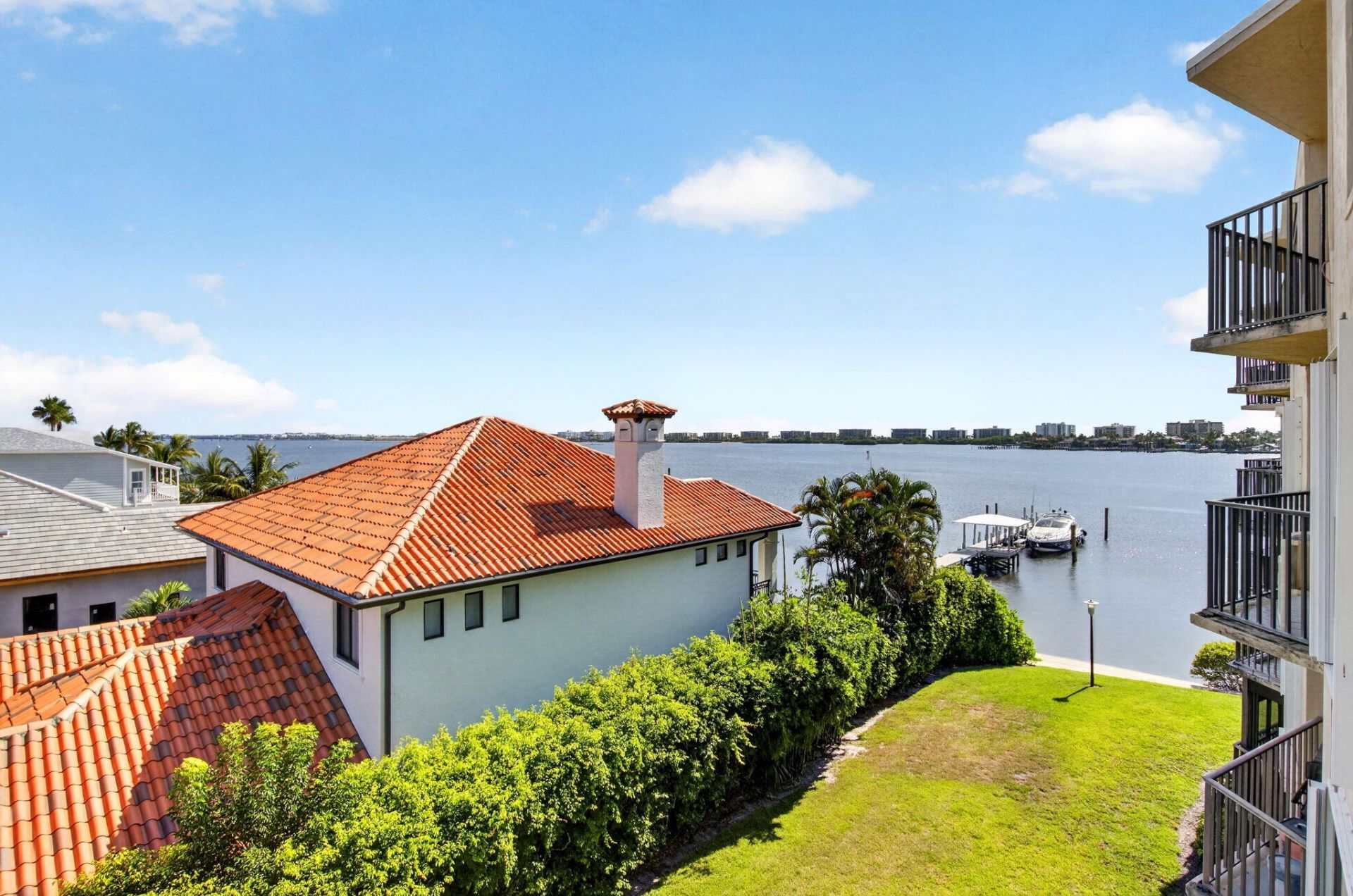 896 N Federal Highway, Unit 421, Lantana, FL 33462 Photo