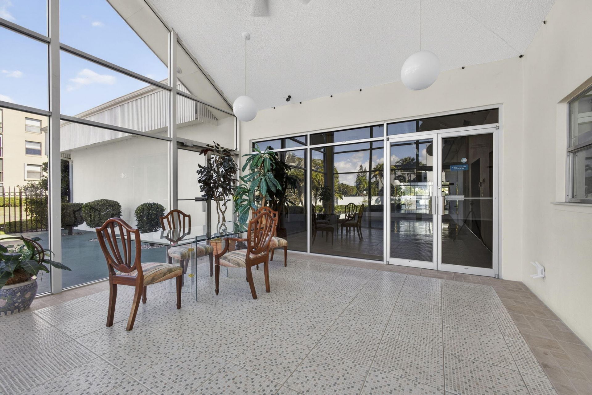 896 N Federal Highway, Unit 421, Lantana, FL 33462 Photo