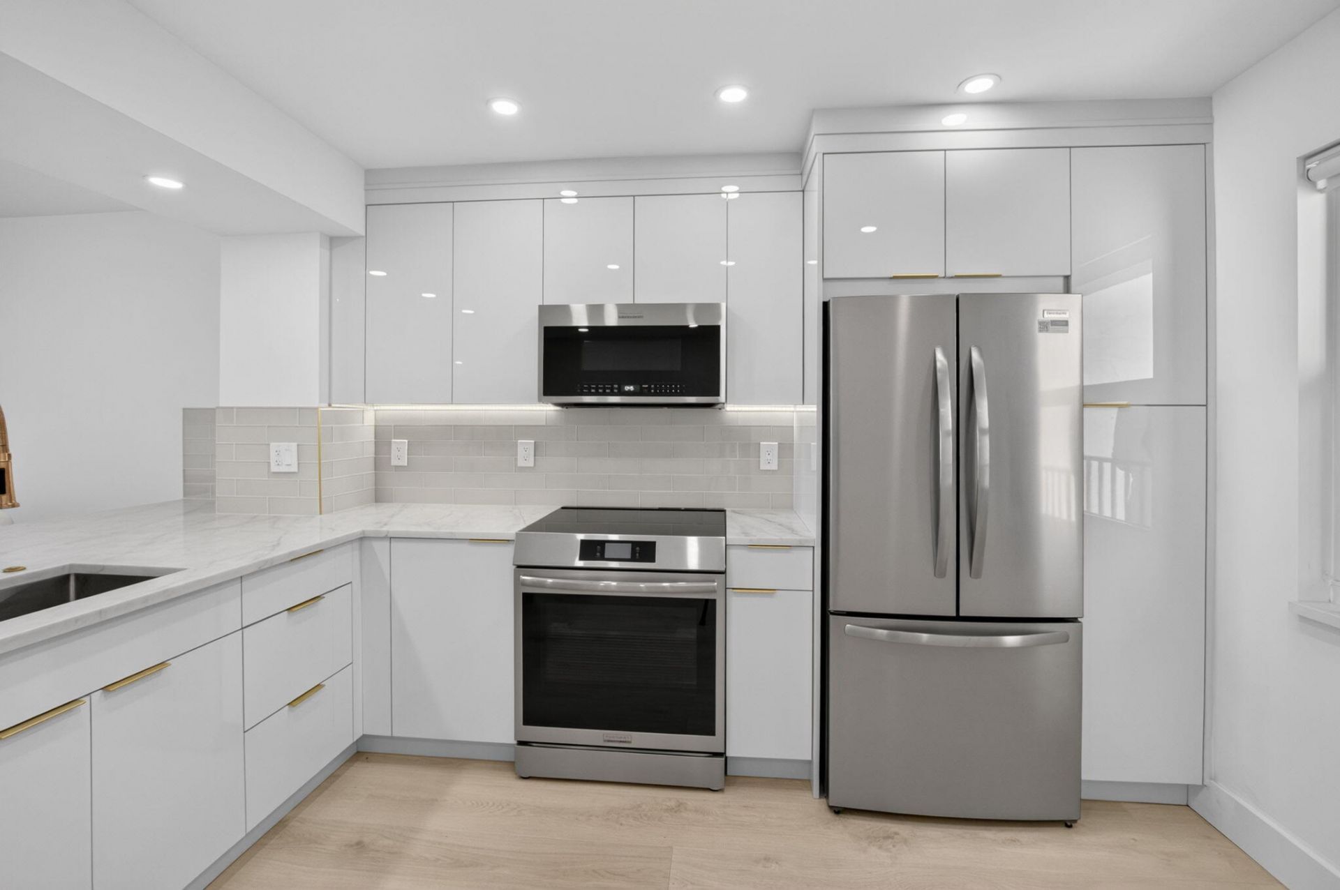 896 N Federal Highway, Unit 421, Lantana, FL 33462 Photo