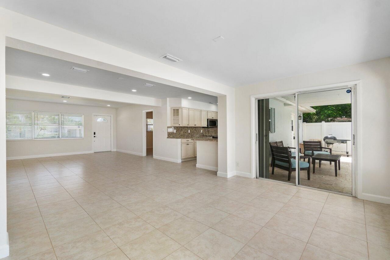 401 NE 24th Street, Boca Raton, FL 33431 Photo