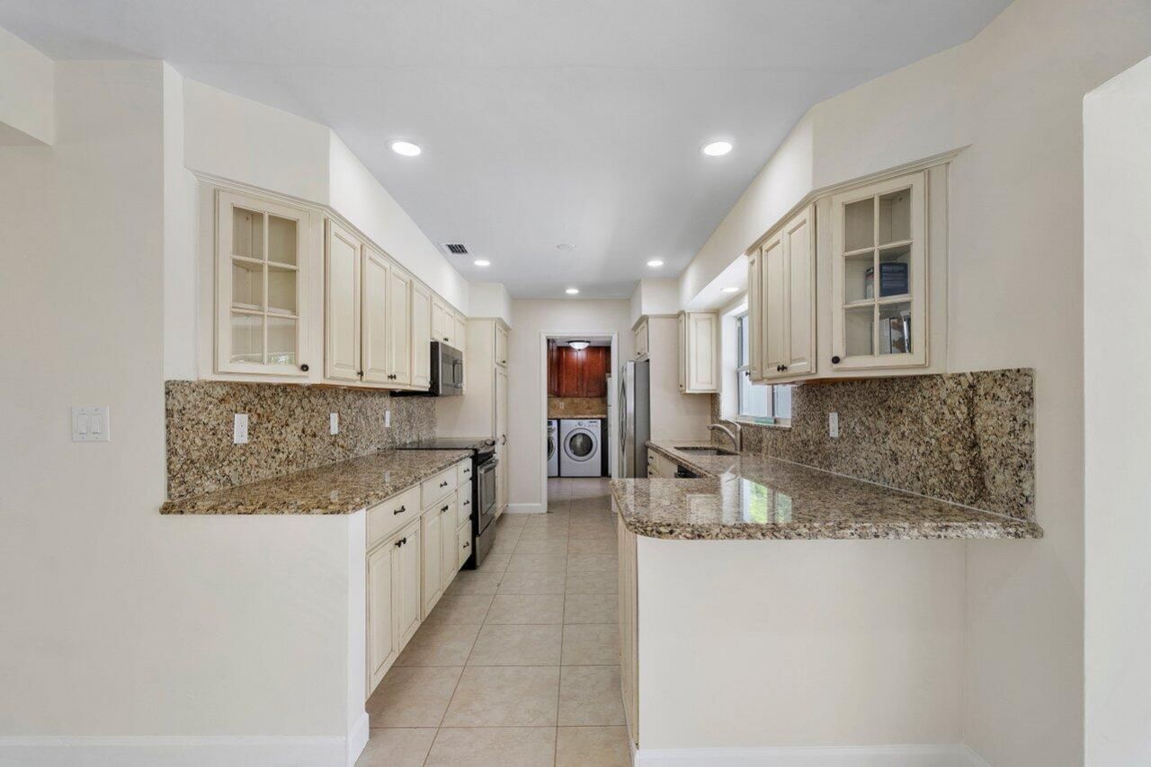 401 NE 24th Street, Boca Raton, FL 33431 Photo