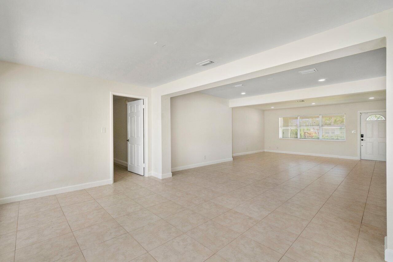 401 NE 24th Street, Boca Raton, FL 33431 Photo