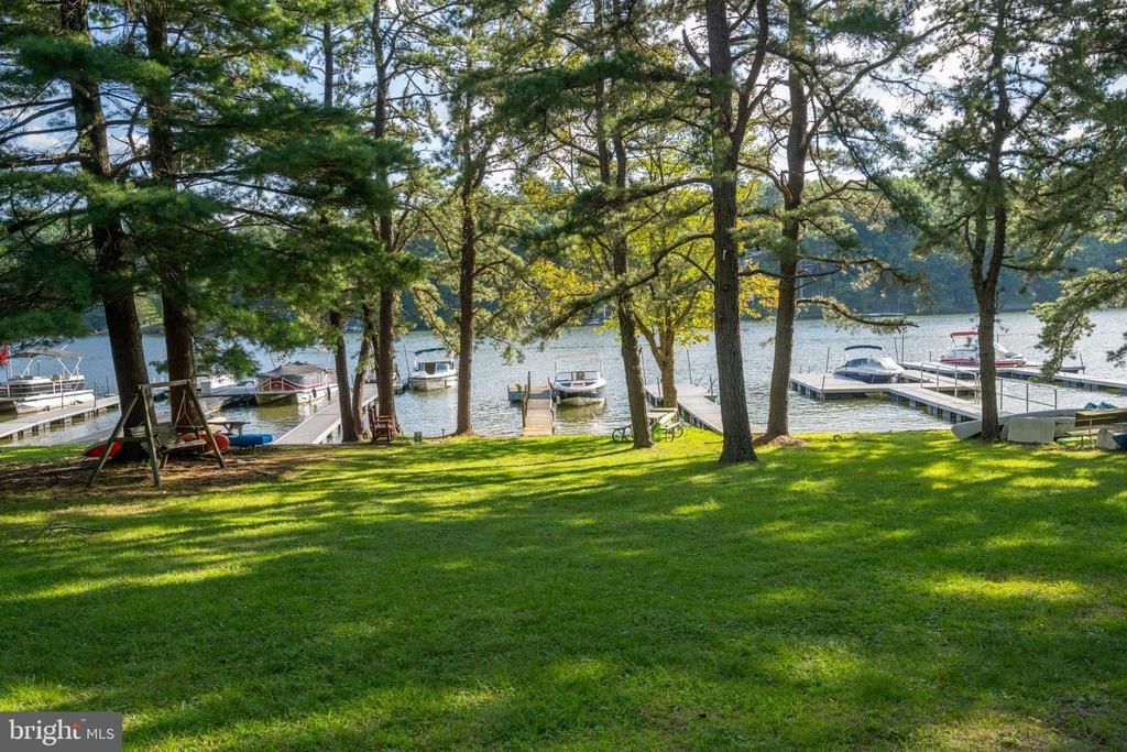 184 UPPER PENN POINT DRIVE, OAKLAND, MD 21550