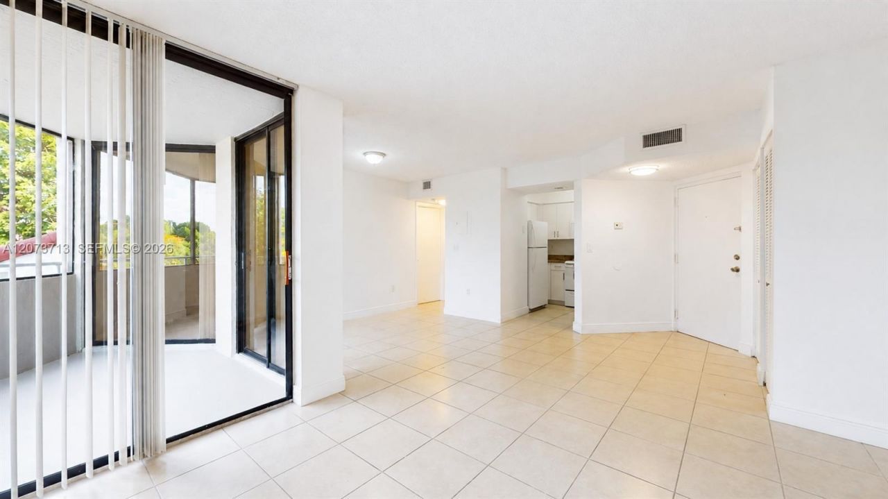 8215 SW 152nd Ave , Unit G-205, Miami, FL 33193 Photo