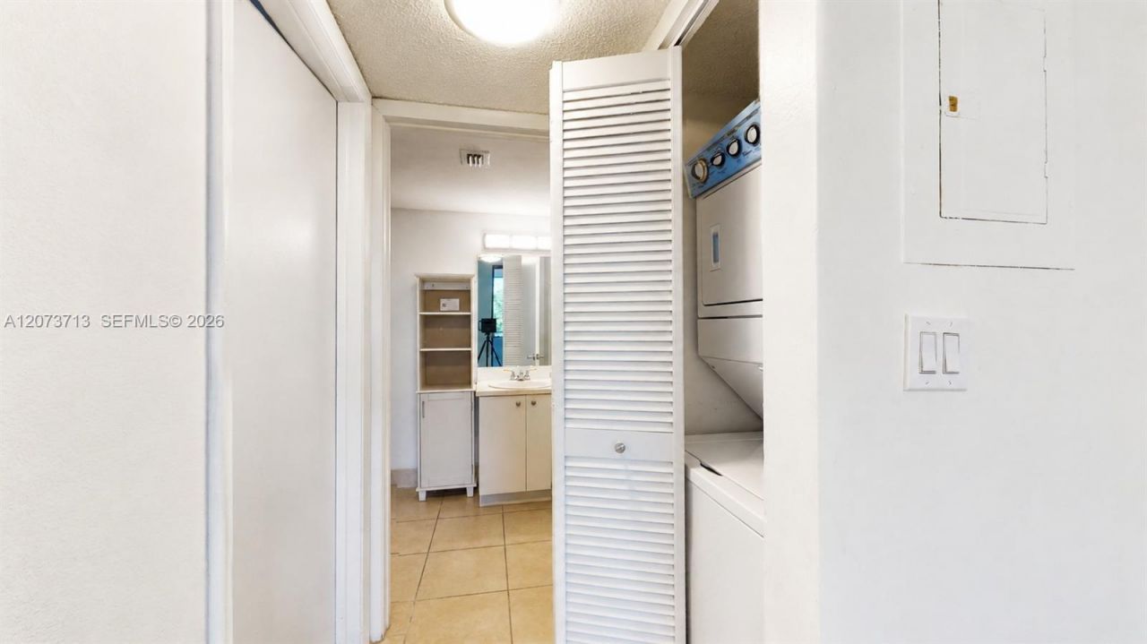 8215 SW 152nd Ave , Unit G-205, Miami, FL 33193 Photo
