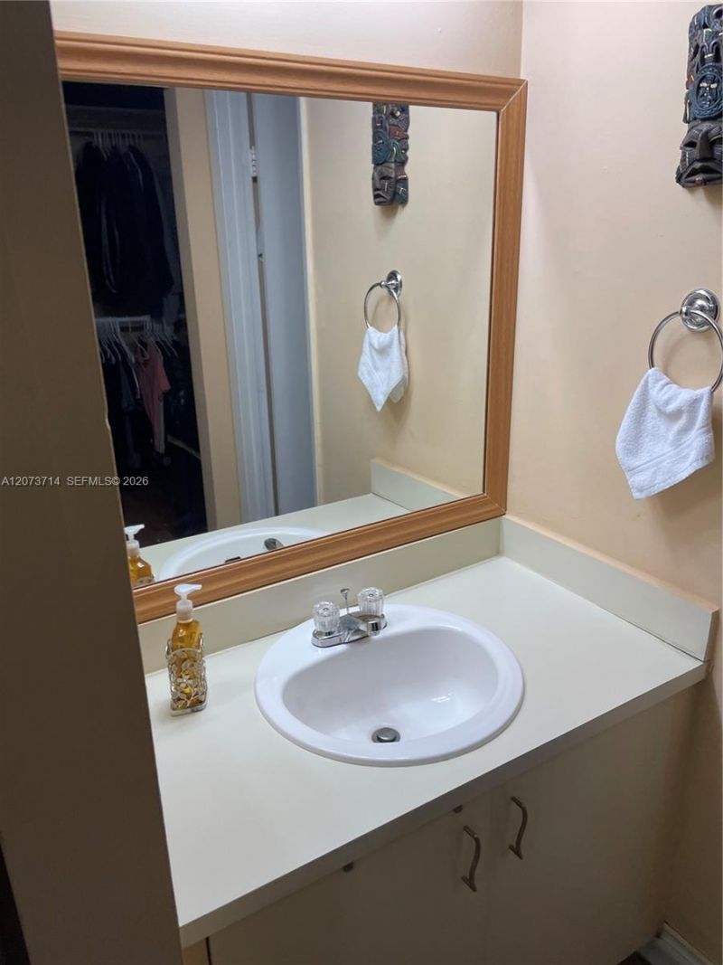 8500 SW 212th St , Unit 309, Cutler Bay, FL 33189 Photo