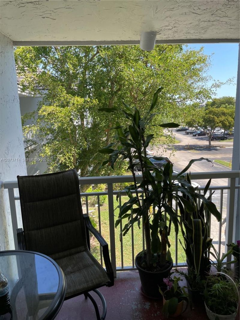 8500 SW 212th St , Unit 309, Cutler Bay, FL 33189 Photo
