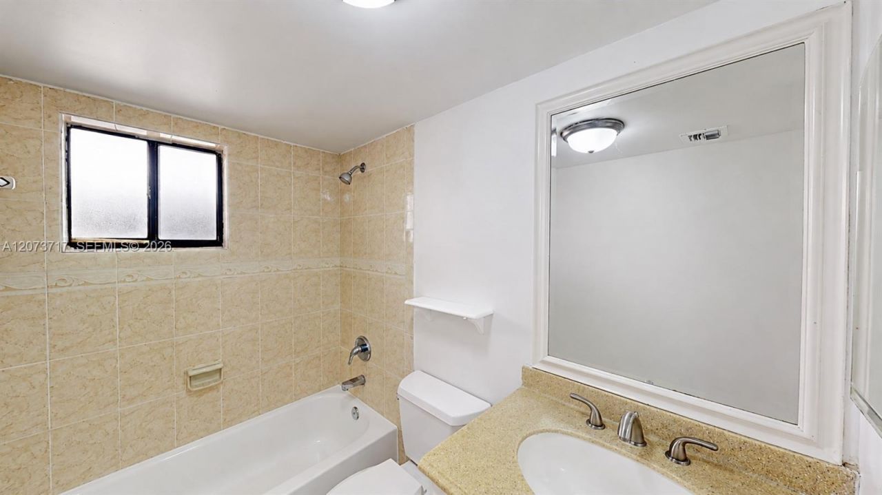8420 SW 133rd Ave Rd , Unit 424, Miami, FL 33183 Photo