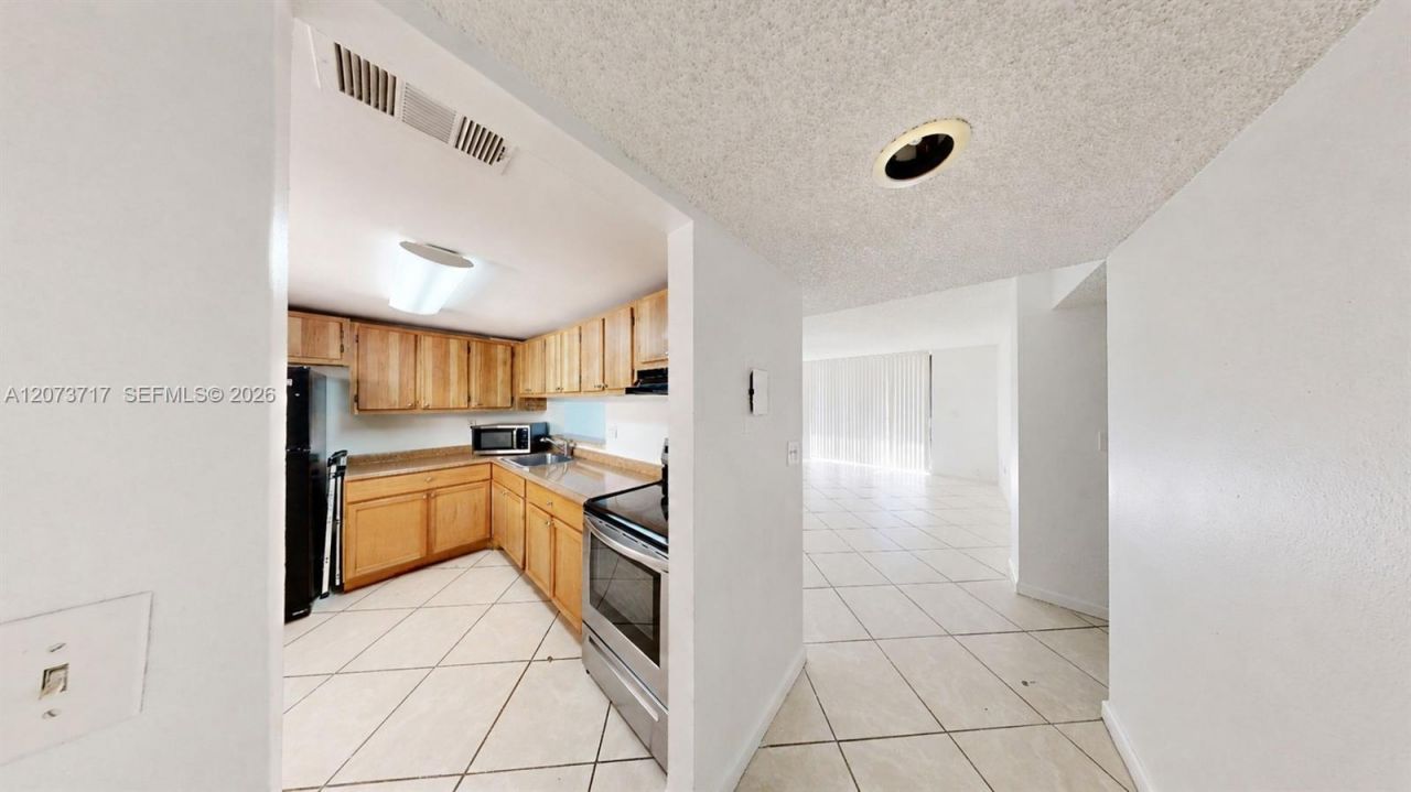 8420 SW 133rd Ave Rd , Unit 424, Miami, FL 33183 Photo