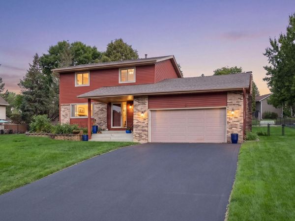 1667 Sherwood Way, Eagan, MN 55122