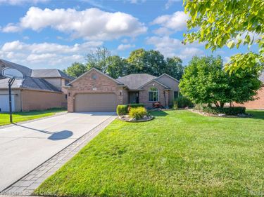 57810 Roman Drive, Washington Township, Mi 48094
