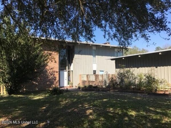 2416 Rolling Meadows Road, Gautier, MS 39553