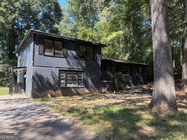 7126 Pineview, Covington, GA 30014