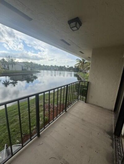 1495 Lake Crystal Drive, Unit G, West Palm Beach, FL 33411 Photo