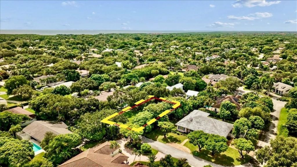 7940 SW 166th Street, Palmetto Bay, FL 33157 Photo