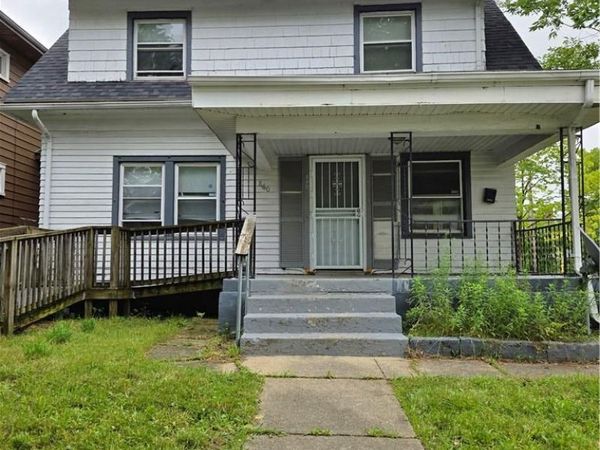 860 N Euclid Avenue, Dayton, OH 45402