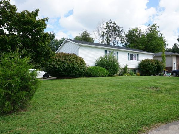 703 S Park Square Drive , Bloomington, IN 47403