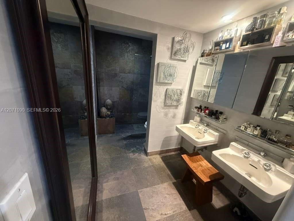 3596 Main Hwy, Miami, FL 33133 Photo