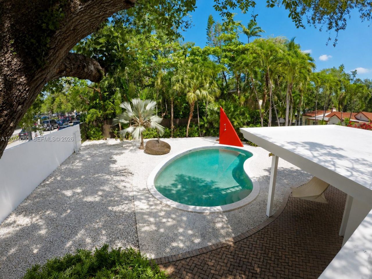 3596 Main Hwy, Miami, FL 33133 Photo