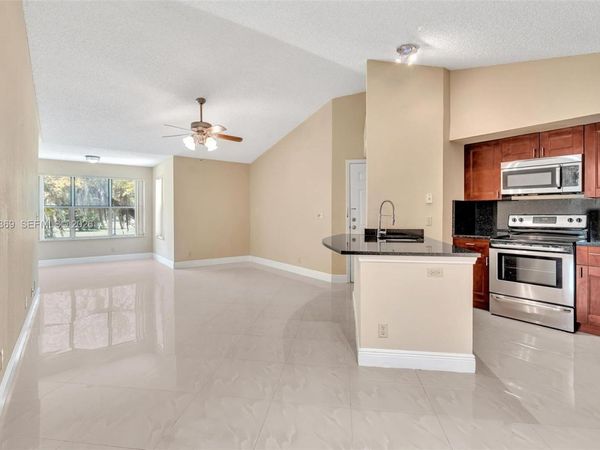 3370 Pinewalk Dr N , Unit 1222, Margate, FL 33063