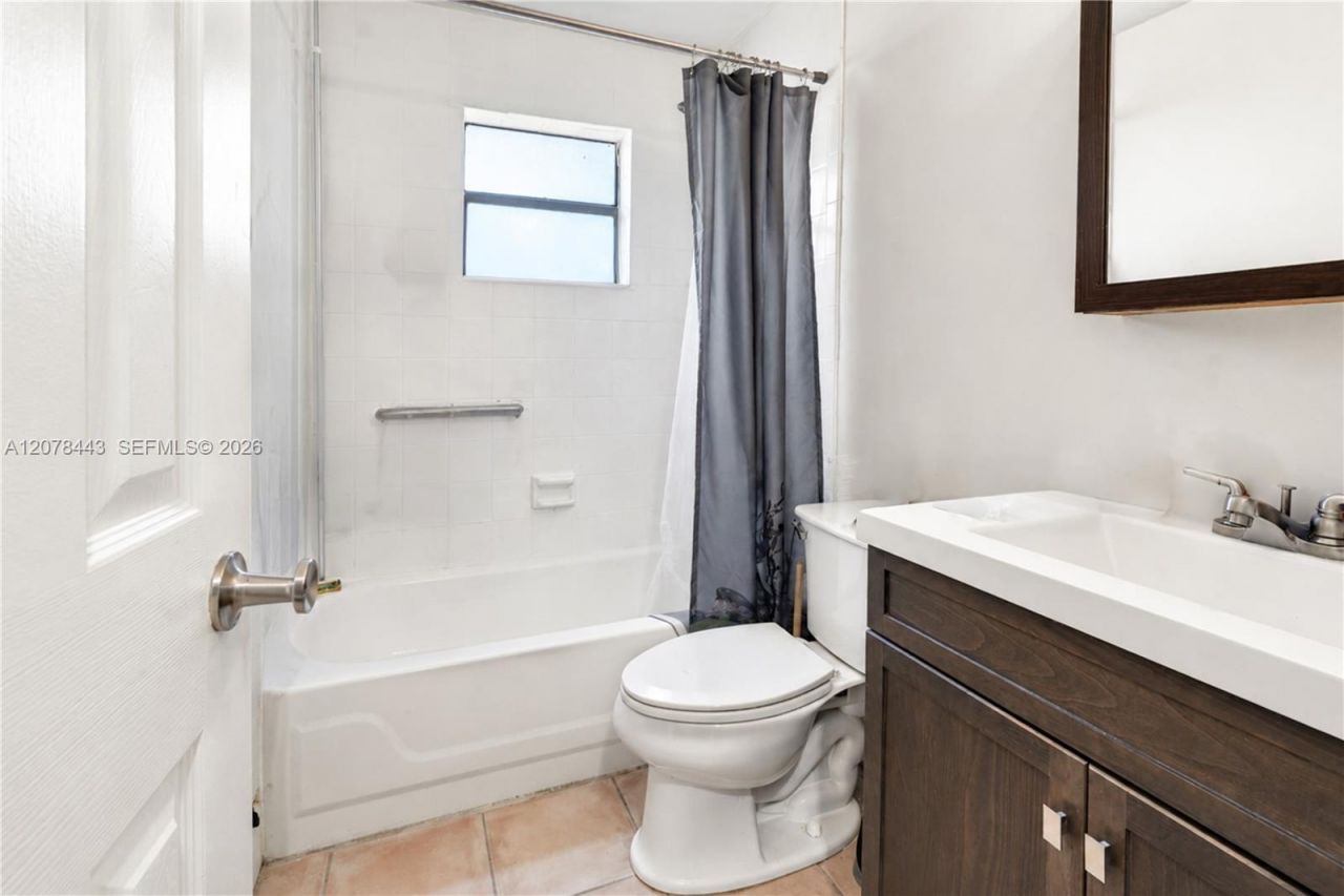 1501 NW 94th Ave, Unit 237, Pembroke Pines, FL 33024 Photo