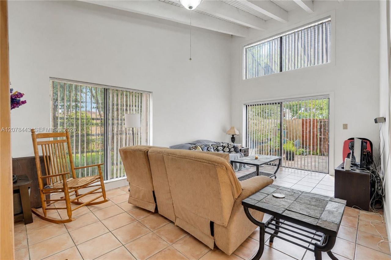 1501 NW 94th Ave, Unit 237, Pembroke Pines, FL 33024 Photo