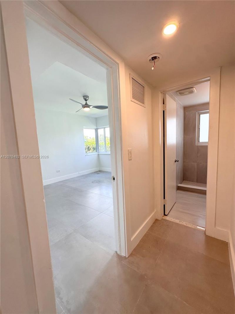 2045 Calais Dr , Unit 6, Miami Beach, FL 33141 Photo