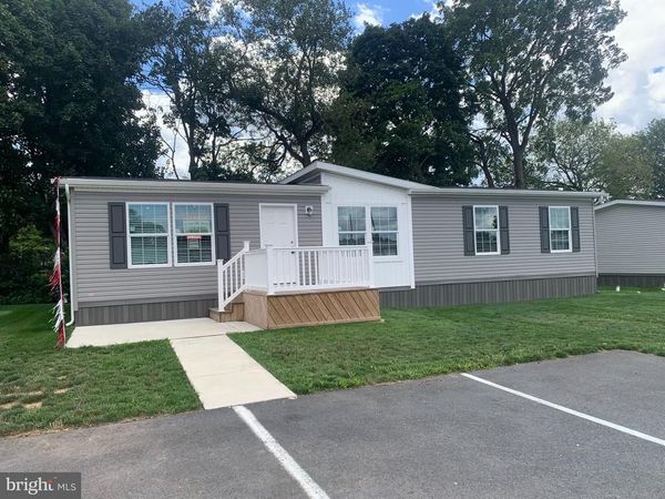 22 W WILLOW STREET , PALMYRA, PA 17078
