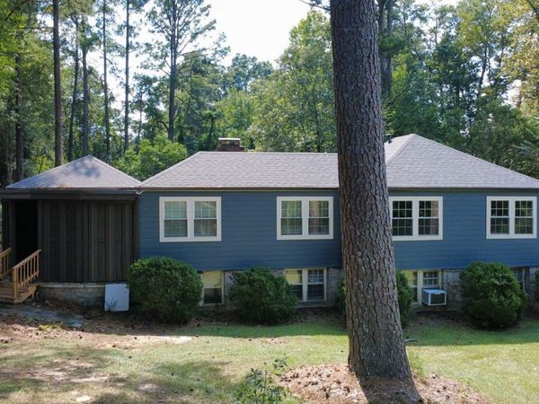 1276 Woods Circle NE, Brookhaven, GA 30324