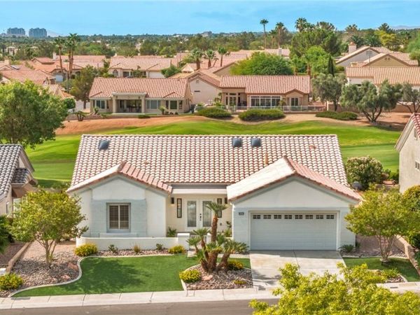 9501 Villa Ridge Drive , Las Vegas, NV 89134