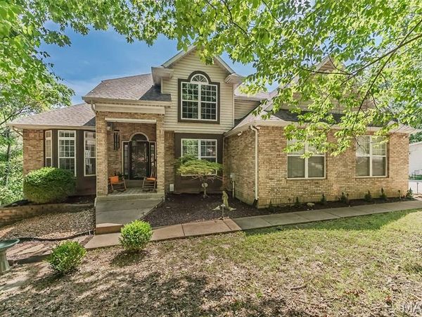 756 Heatherstone Drive, High Ridge, MO 63049