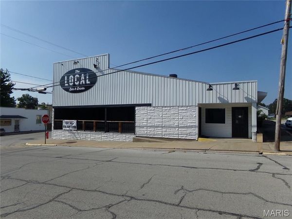 101 E Main Street , Steeleville, IL 62288