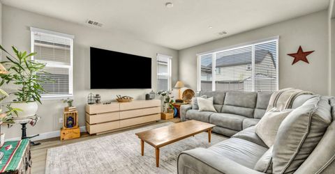 6726 Lunar Orbit Drive, Sparks, NV 89436 Photo
