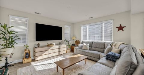 6726 Lunar Orbit Drive, Sparks, NV 89436 Photo